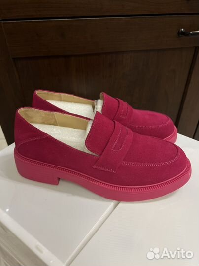 Замшевые лоферы новые O'shade 39 40
