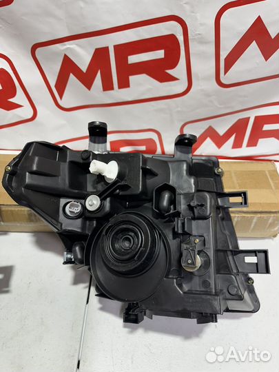 Фары Nissan pathfinder R51