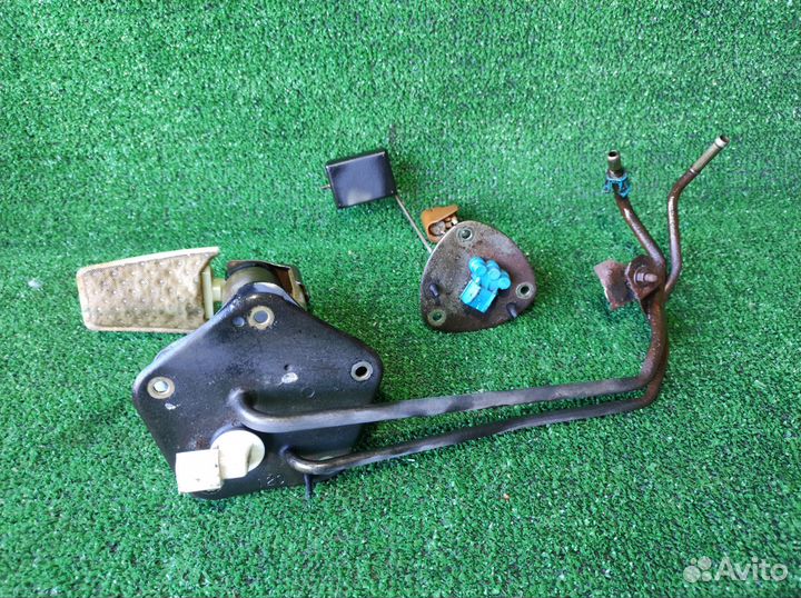 Mitsubishi lancer 7 8 топливная станция