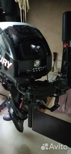 Лодочный мотор