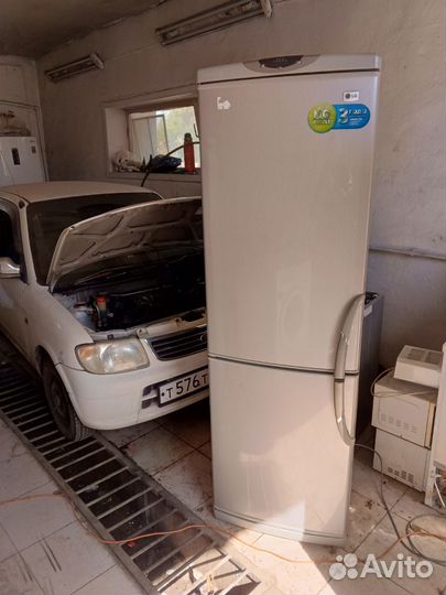 Холодильник LG
