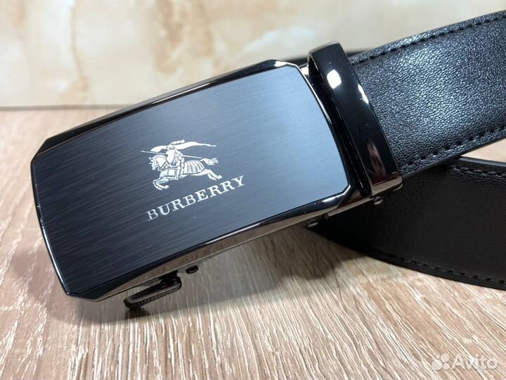 Ремень Burberry мужской кожаный. Автомат
