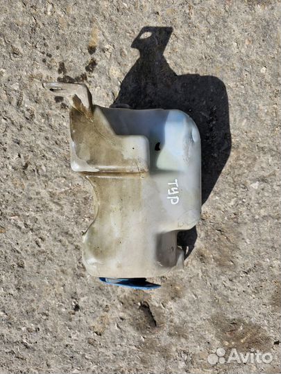 Бачок омывателя Skoda Octavia A4 Tour