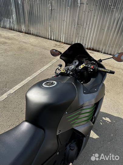 Kawasaki ZZR 1400