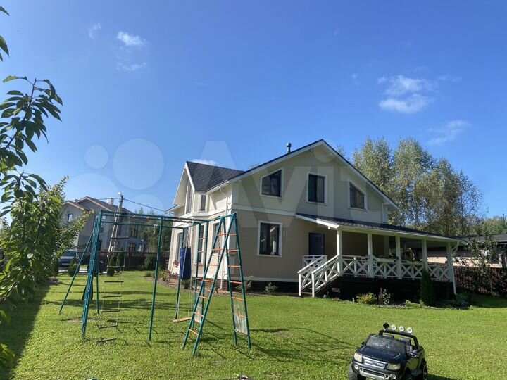 Дом 234 м² на участке 13,5 сот.