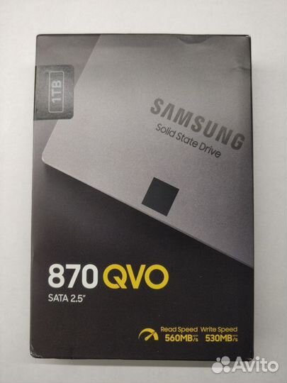 Внутренний SSD накопитель Samsung QVO 870 на 1 тб