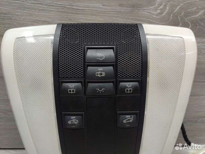 Плафон салона Mercedes C W204