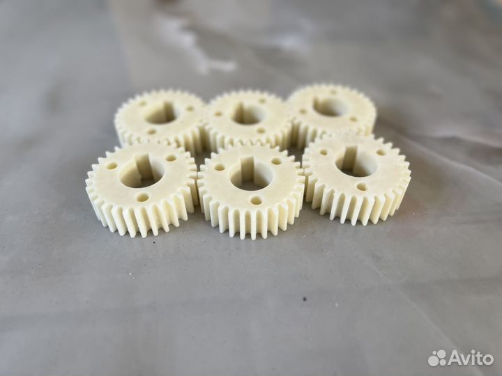 Резка пластика гидроабразивная