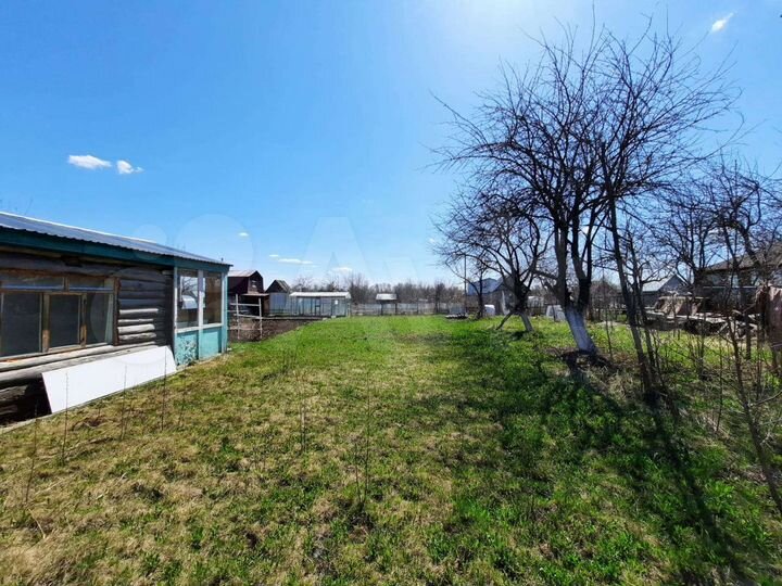 Дача 20 м² на участке 5 сот.