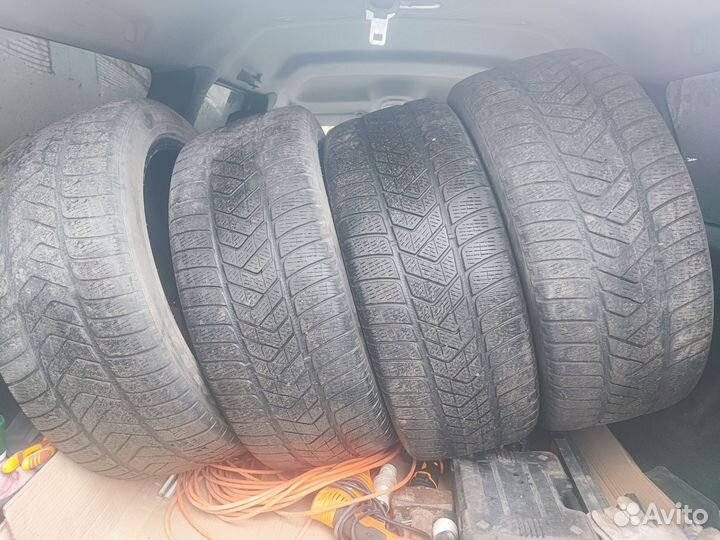 Pirelli Scorpion Winter 255/45 R20 105V