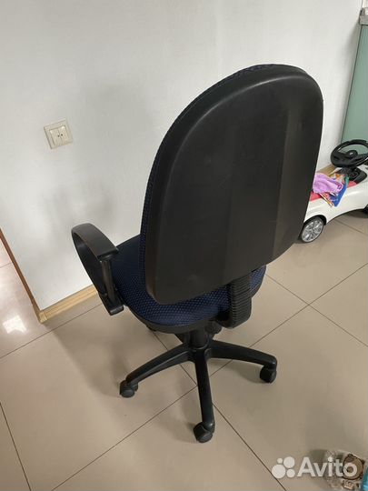 Компьютерное кресло