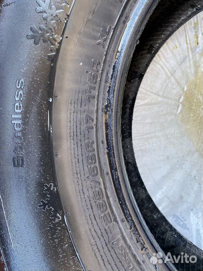 Kumho I'Zen KW31 26.5/65 R17 116R