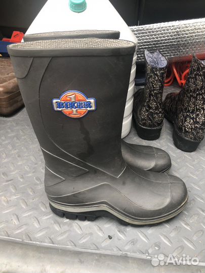 Продам детские резиновые сапоги (Италия)