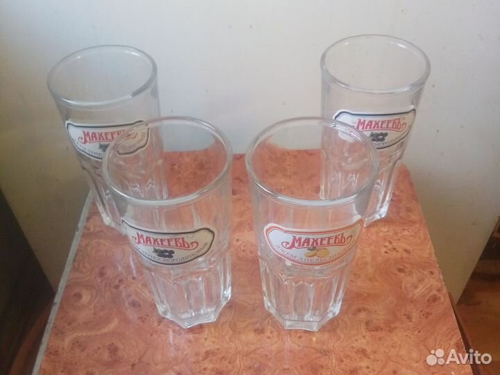 Тарелки,чашки,стаканы,вилки,ложки,рюмки,чайники И