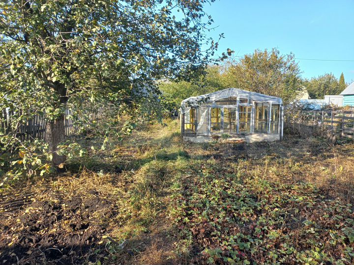 Дача 15 м² на участке 4 сот.