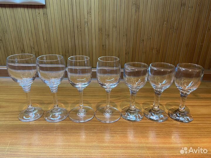 Бокалы, рюмки не комплект