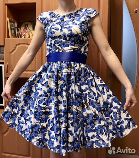 Платье 42 размер (S)