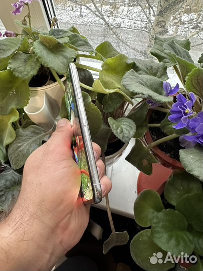 iPhone X, 256 ГБ