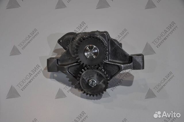 Насос масляный двигателя Yuchai YC6G260N-40