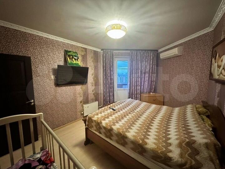 2-к. квартира, 65 м², 13/18 эт.