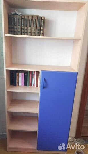 Набор мебели в детскую комнату