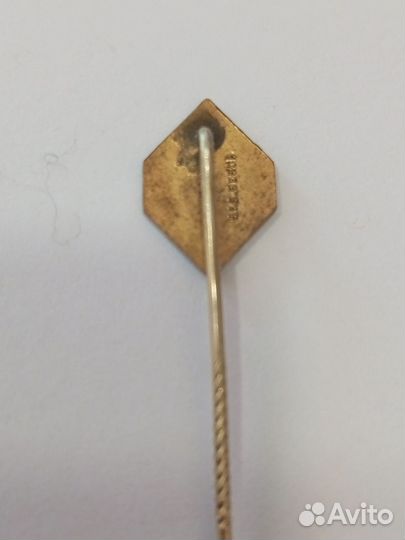 Знаки в коллекцию, на игле. Оригиналы