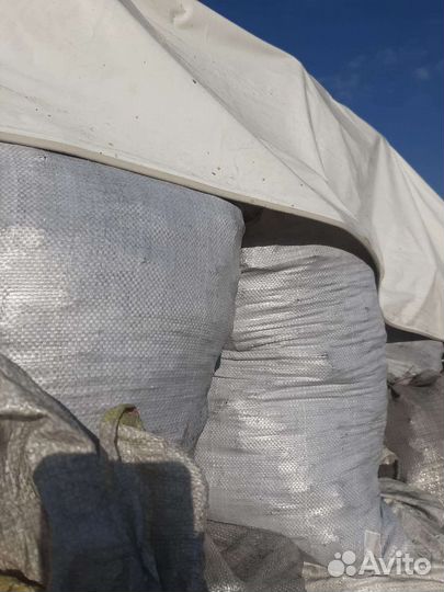 Уголь в мешках