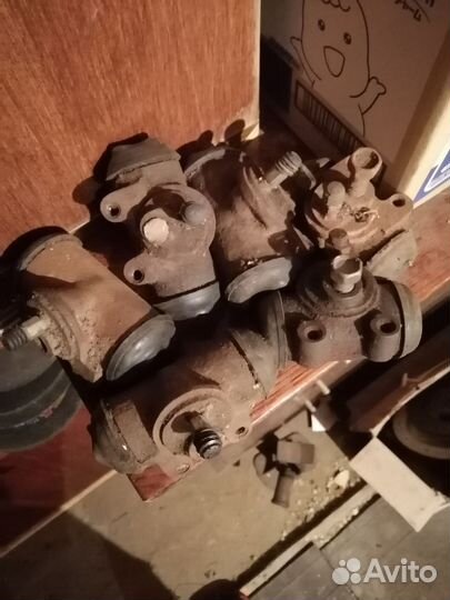 Тормозной цилиндр газ 53