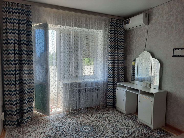 1-к. квартира, 37 м², 3/3 эт.