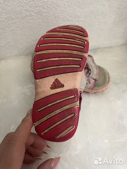 Босоножки для девочки 23 adidas