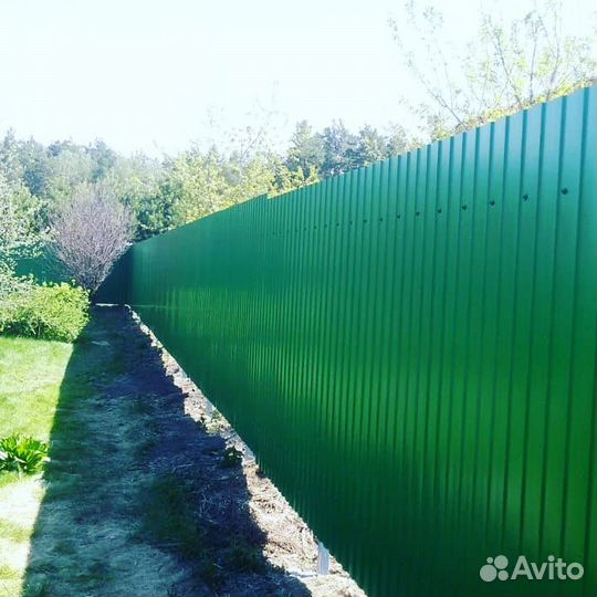 Забор из одностороннего профлиста
