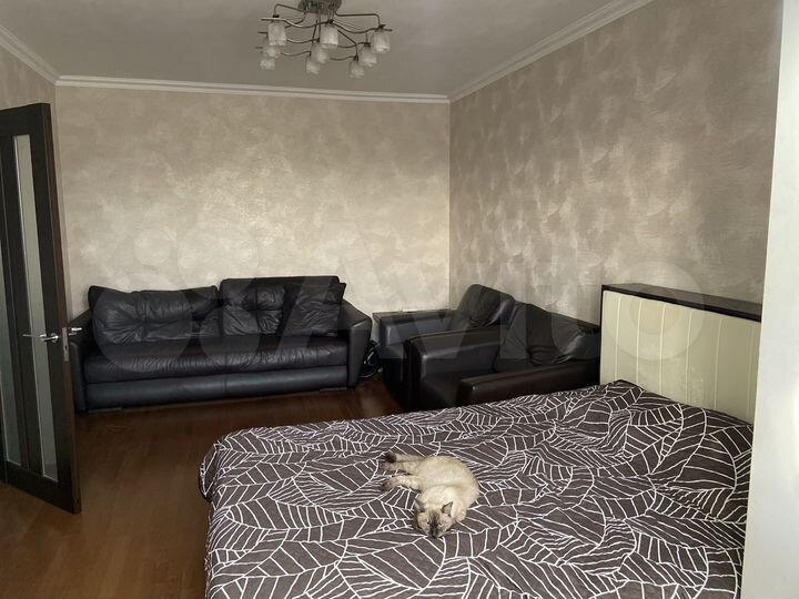 2-к. квартира, 64 м², 5/5 эт.