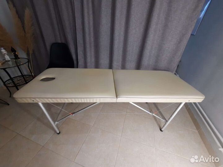Кушетка косметологическая