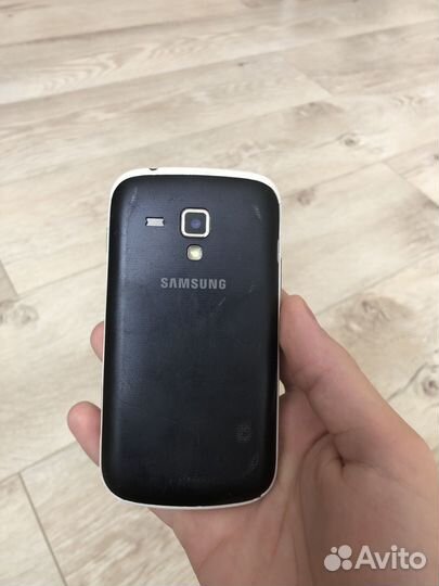 Телефон Samsung