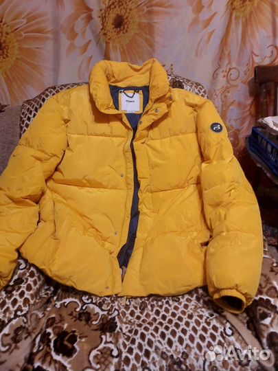 Pull and bear пуховик