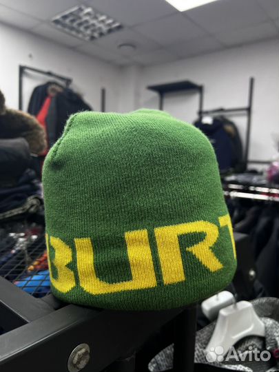 Двухсторонняя шапка от Burton Оригинал