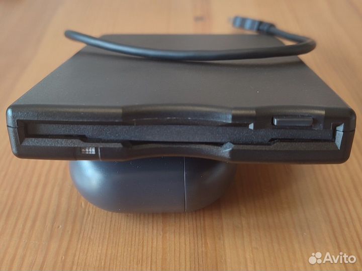 Внешний USB флоппи дисковод mitsumi D353 F UE