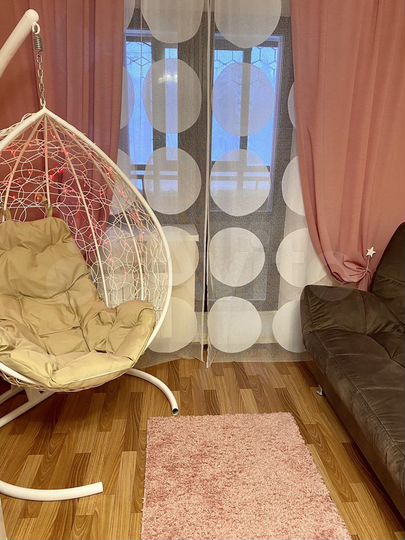 1-к. квартира, 52 м², 1/10 эт.