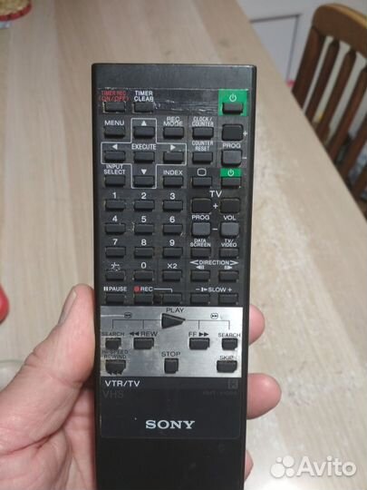 Пульт от видеомагнитофона sony