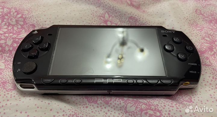 Sony PSP 2008 прошитая + комплект