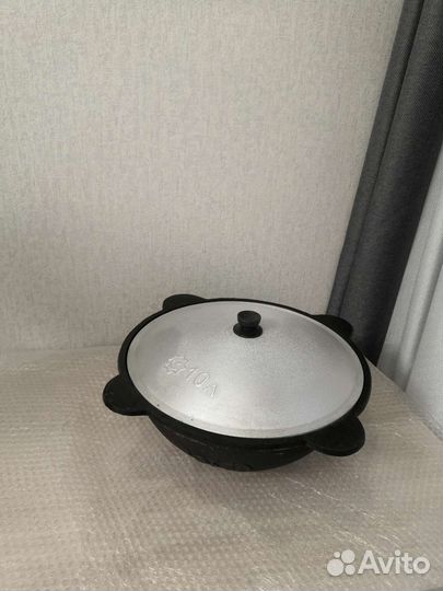 Новый Казан чугунный 10л