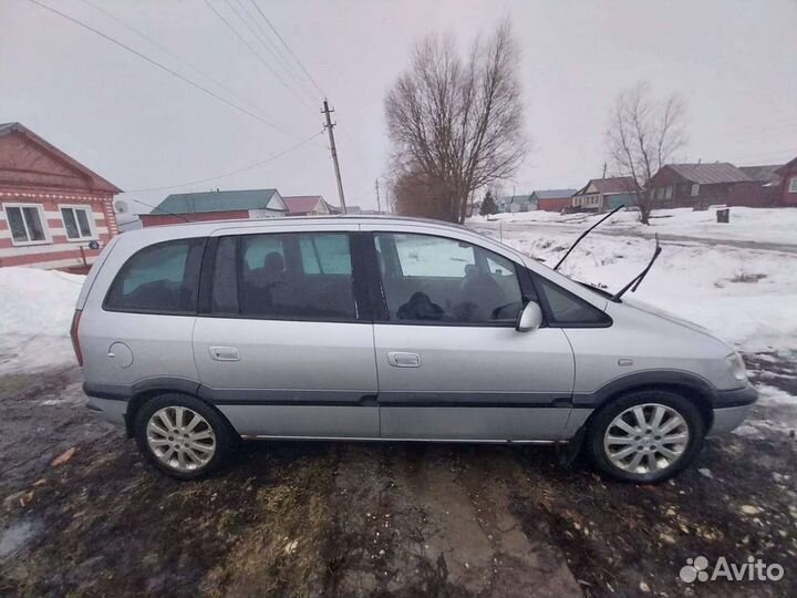 Opel Zafira 2.2 МТ, 2003, 370 000 км
