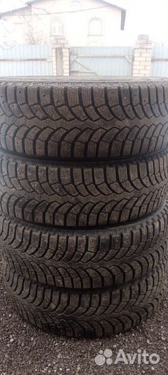 Bridgestone Blizzak Spike-01 185/65 R15 88T