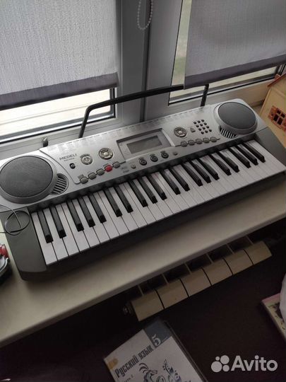 Синтезатор