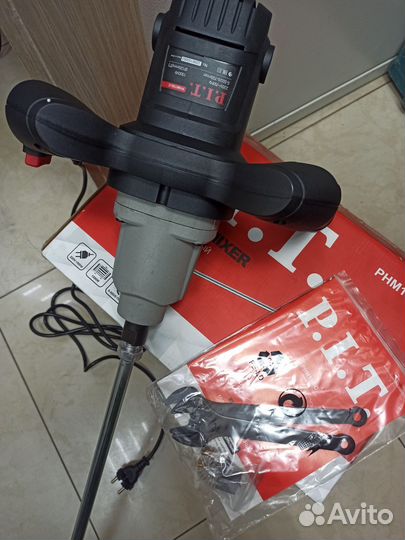 Строительный миксер PIT PHM150-C