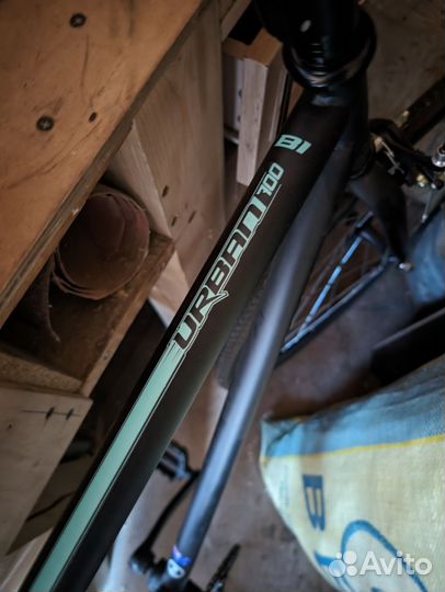 Black One Urban 700 (2021)