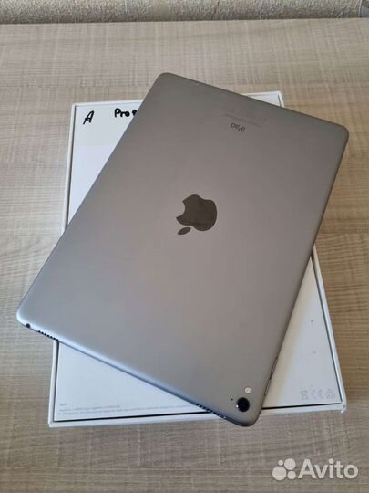 iPad Pro 9.7 Wi-Fi 32GB Gray