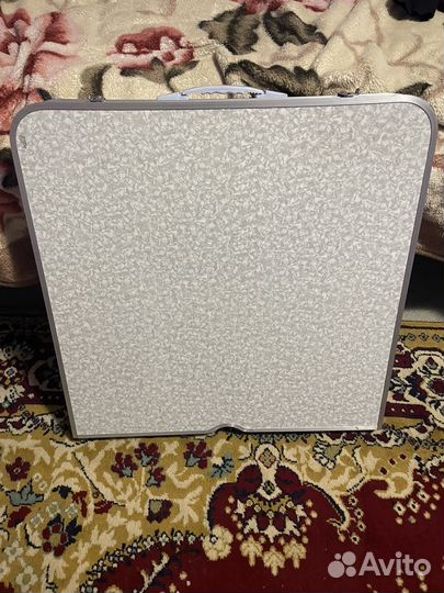 Стол раскладной+4 стулья