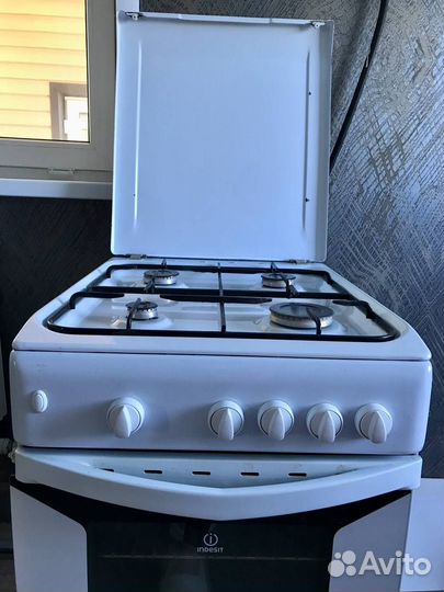 Газовая плита Indesit. Б/у