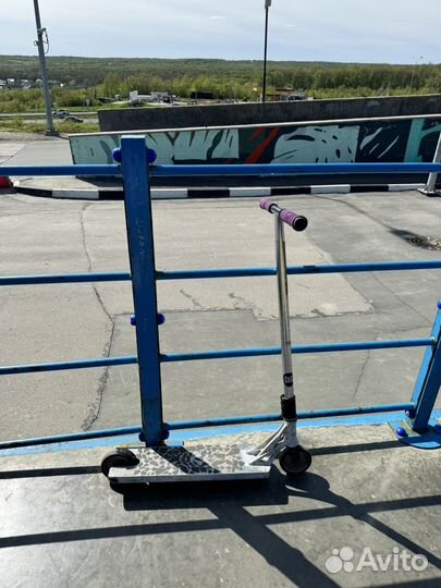 Трюковой самокат кастом стрит